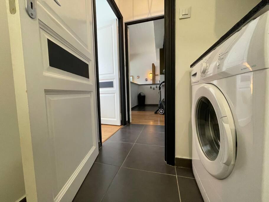 L'Appartement Tomey Avec Parking Carcassonne Esterno foto