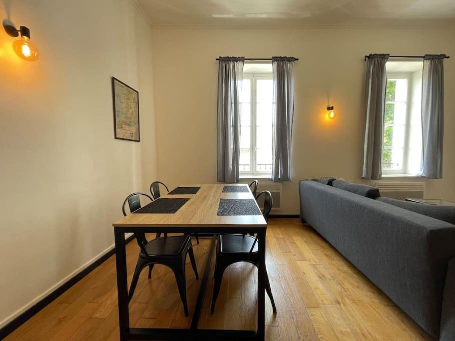 L'Appartement Tomey Avec Parking Carcassonne Esterno foto