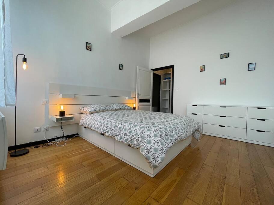 L'Appartement Tomey Avec Parking Carcassonne Esterno foto
